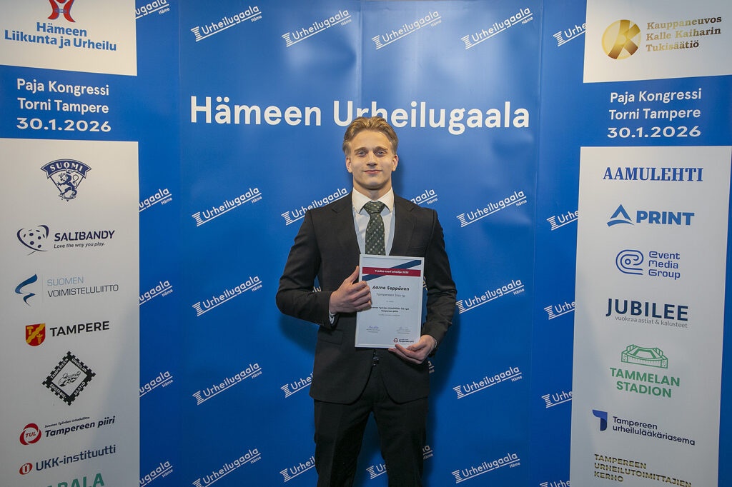 Aarne Seppänen vuoden nuori telinevoimistelija