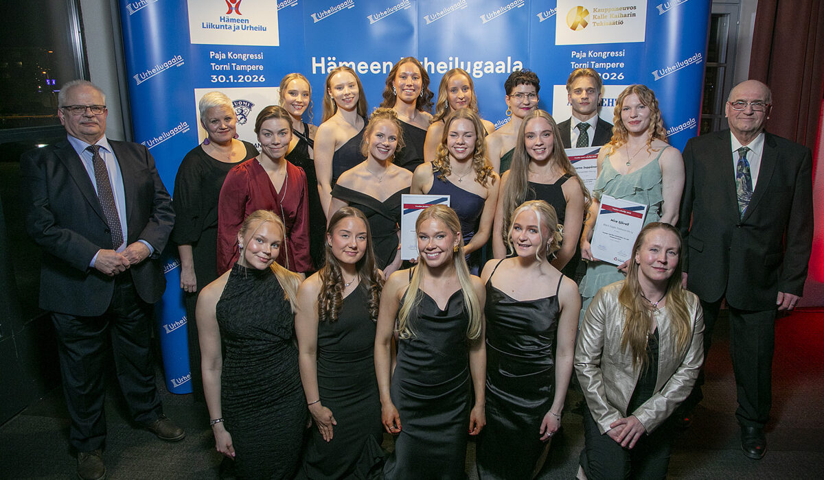 TUL Tampereen piirin palkittuja ihmisiä