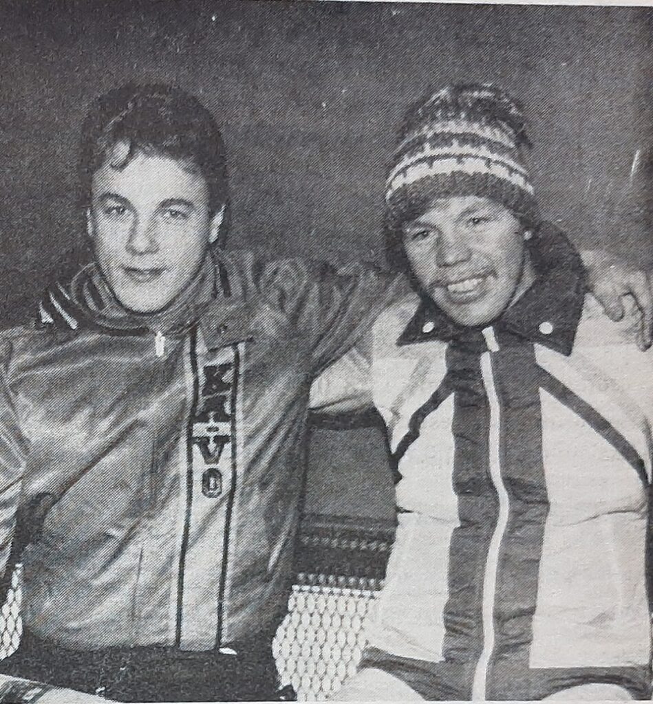 Kangasalan Voiton luistelijat Jukka Salmela ja Olavi Köppä lehtikuvassa.